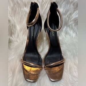 Liliana Gold and Black Heels with Distressed Metallic Finish